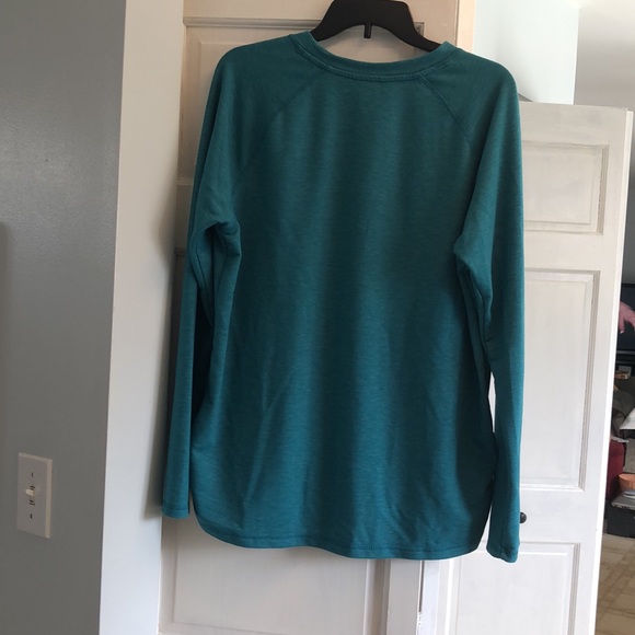 Danskin long sleeve top - Size XL - Picture 5 of 7